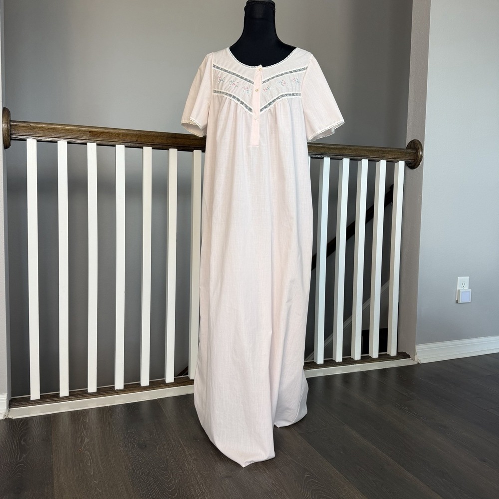 Vintage French Maid  Embroidered Lace Nightgown Pink Medium Cottage Grandma 70s
